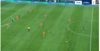 国安5-1领先泰山！张玉宁兜射死角破门，王大雷措手不及&无奈一笑