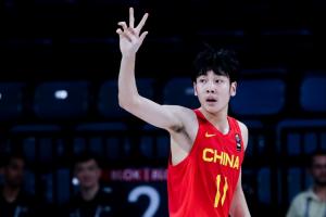 国青挑战赛中国U19男篮72-59击败新西兰 张博源13中8得25分5板