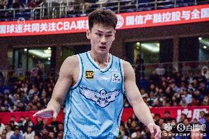 攻防都尽力！王睿泽出战42分钟 10中4&三分5中2拿15分3前场板2助
