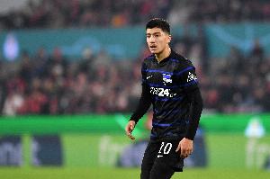 罗马诺：勒沃库森接近1000万欧签下德乙中场马扎，本赛季5球5助