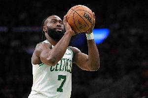 杰伦-布朗季后赛总得分超越拉希德和乔治 上升至NBA历史第47位