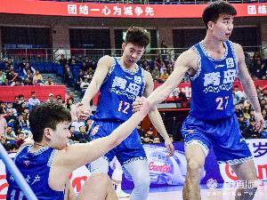 鲁媒：山东男篮需向青岛学习 虽未完成“黑八奇迹”但足够被尊重