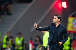记者：门兴正考虑和塞瓦内续约，双方目前的合同在2026年到期