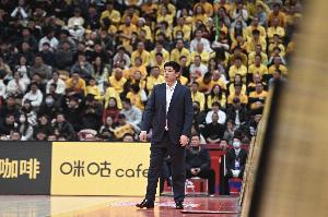 媒体人：山西第四节心态调整出了问题 否则势头是在他们这边的