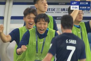 还不转正？邓卓翔上任前三镇1平4负 上任后胜玉昆津门虎战平国安