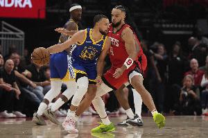 👀巴特勒复出夺赛点？ESPN预测G4胜率：勇士59.8% 火箭40.2%
