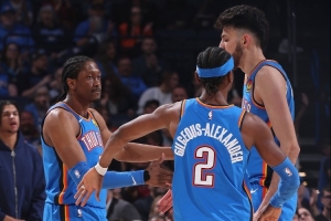 今年的雷霆是NBA历史上晋级次轮第二年轻的球队 仅次于去年的他们