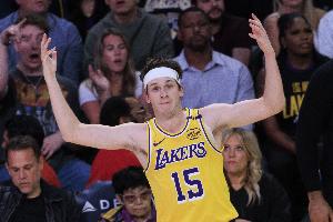 季后赛表现不佳！美媒爆湖人将在休赛期考虑交易里夫斯