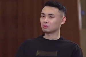 原帅：感谢了自己的第一个教练陈维东指导 他给球员的三观很正确