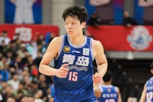杨瀚森谈选秀：没有太多想法 我就是被人家去选的 能够选上就好
