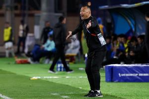 苗原：上村健一在中国执教引发过数起冲突，输球后的眼神像看仇人