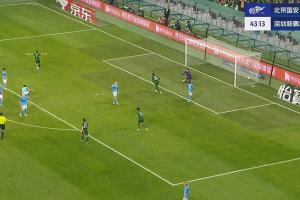 塞鸟传射！塞鸟外围远射贴地斩，国安2-0领先