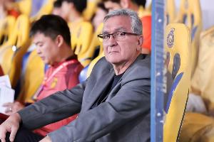 足球报：若未能晋级附加赛，国足很可能选拔年轻球员参加东亚杯