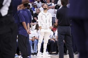 科尔：伤病是季后赛的一部分 我们两方面的情况都经历过😢