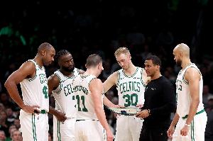 麻了！绿军接下来签一个300万的球员要交2500万奢侈税