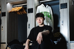 帅小伙选秀加油🫧杨瀚森晒参加Klutch Pro Day试训图集、定妆照