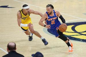 考辛斯：尼克斯需要KD/字母 布伦森做核心短板太明显&该做二当家
