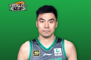 真挚的祝福！祝辽宁男篮老将李晓旭35岁生日快乐！🎂