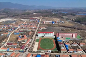 【亚泰公益在路上】长春亚泰助力大山足球少年圆梦中超赛场