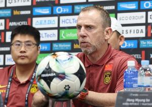 鲁媒：国足几乎没有还手之力，需尽快敲定正印主帅推动战术重建