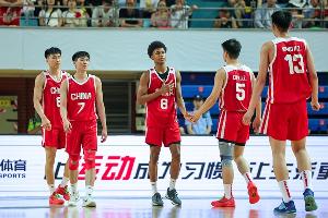篮板问题明显~曲绍斌：国青在U19世界杯中暴露了差距、展现了潜力